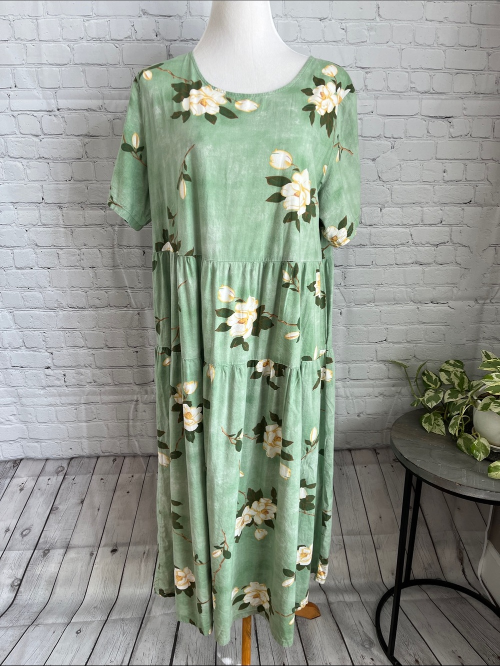 Amazon Floral Tiered Maxi Dress in Sage Green 2XL